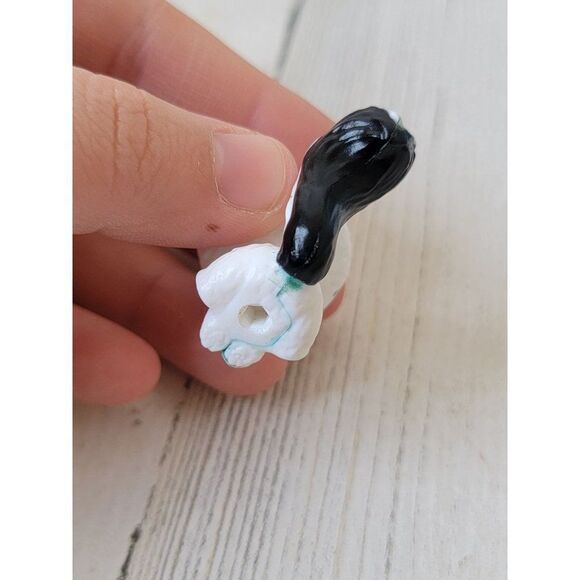 Mini white skunk cat doll pet accessory toy‎ figure - Picture 5 of 5
